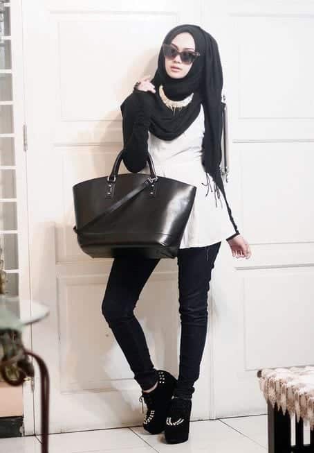 25 Western Outfits to Wear with Hijab for Gorgeous Look