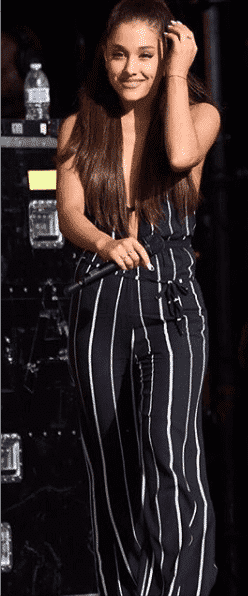 32 Cutest Ariana Grande's Outfits That Every Girl will Love