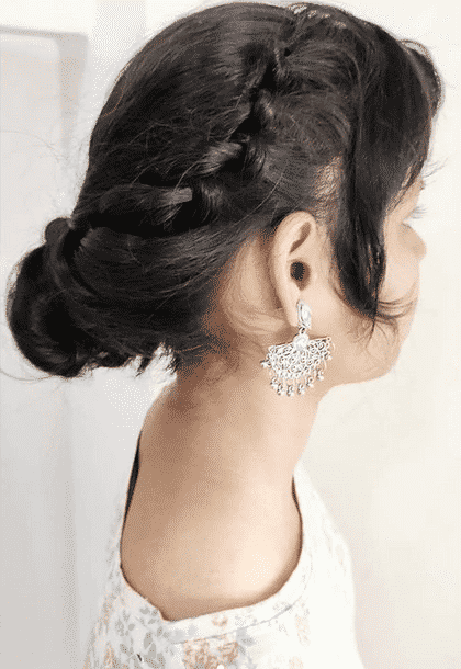 Hairstyles for Saree -20 Cute Hairstyles to Wear with Saree