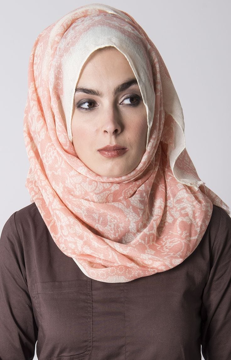 tutorial langkah demi langkah untuk hijab wajah bulat