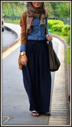 Hijab Skirt outfits-24 Modest Ways to Wear Hijab with Skirts