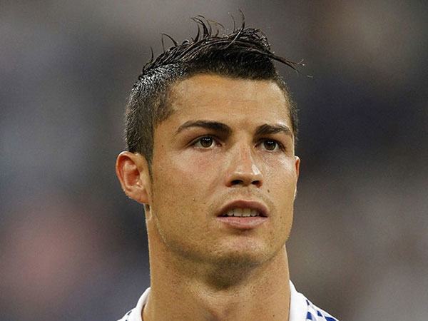 Latest Cristiano Ronaldo Hairstyles (5)