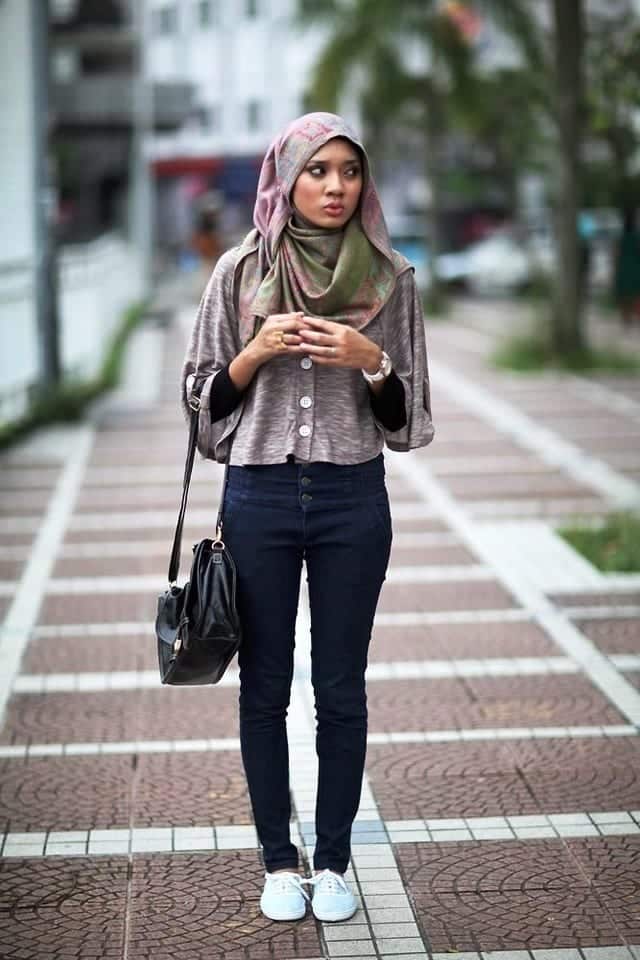 Hijab Sneakers Style-11 ways to Wear Sneakers with Hijab Outfit