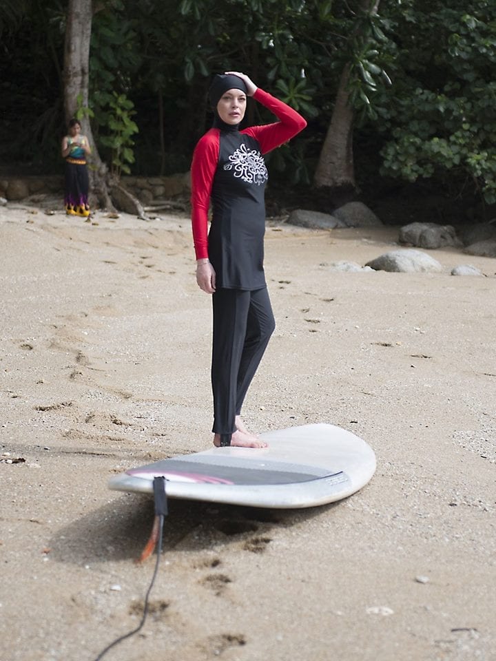 sporty modest hijab outfit beach 
