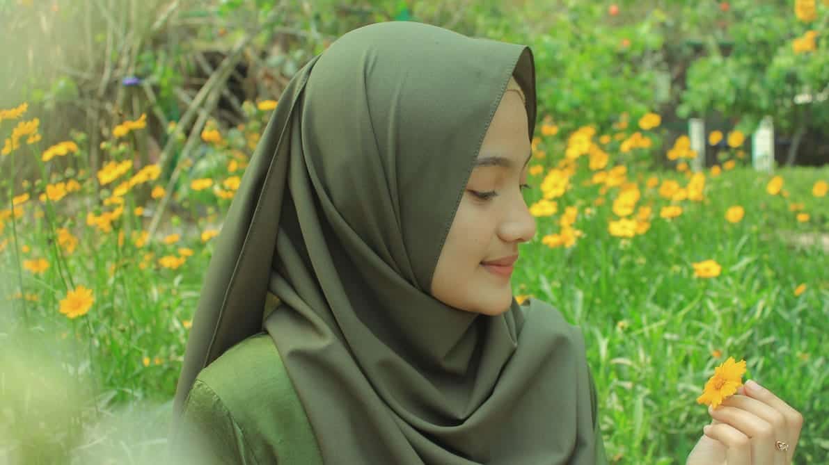 Girl wearing Hijab