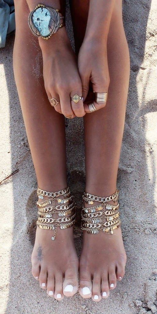24 Latest Ankle Chain Designs Ideas on How to Wear Anklets