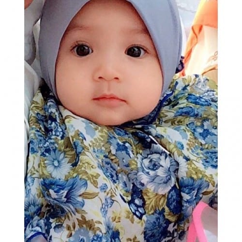 30 Cute Pictures Of Baby Girls In Hijab To Melt Your Heart