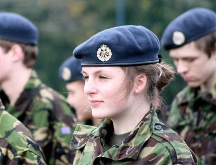 female soldier (9)