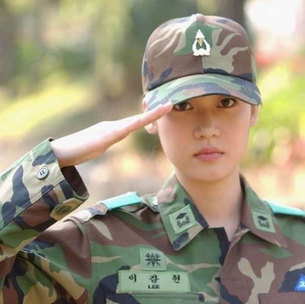 female soldier (7)