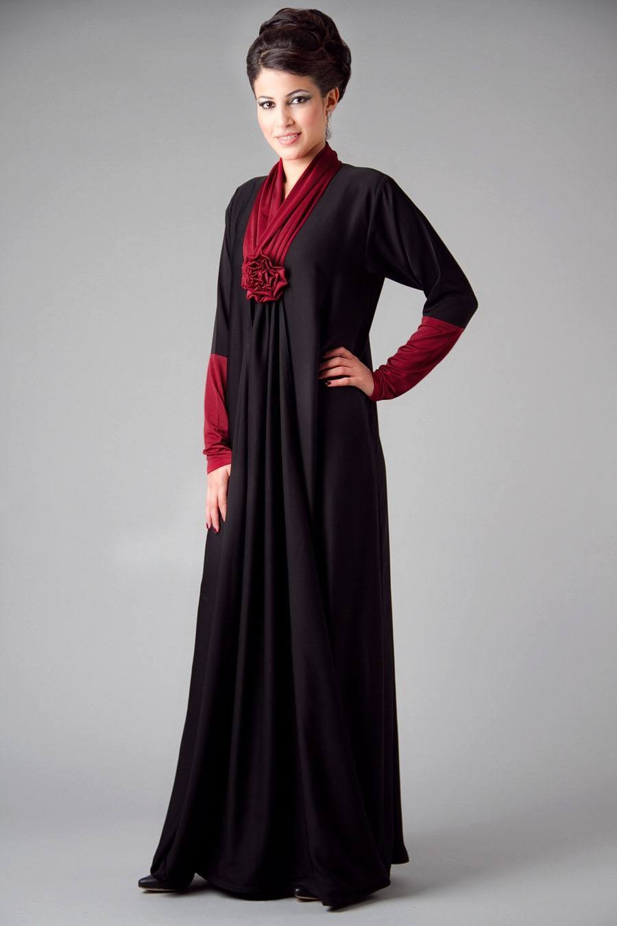 20 Latest Abaya Designs for a Modest & Beautiful Look