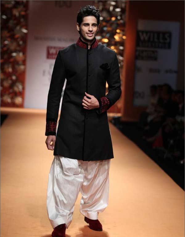 #30 - His Manish Malhotra Outfit on Lakme Fashion Week