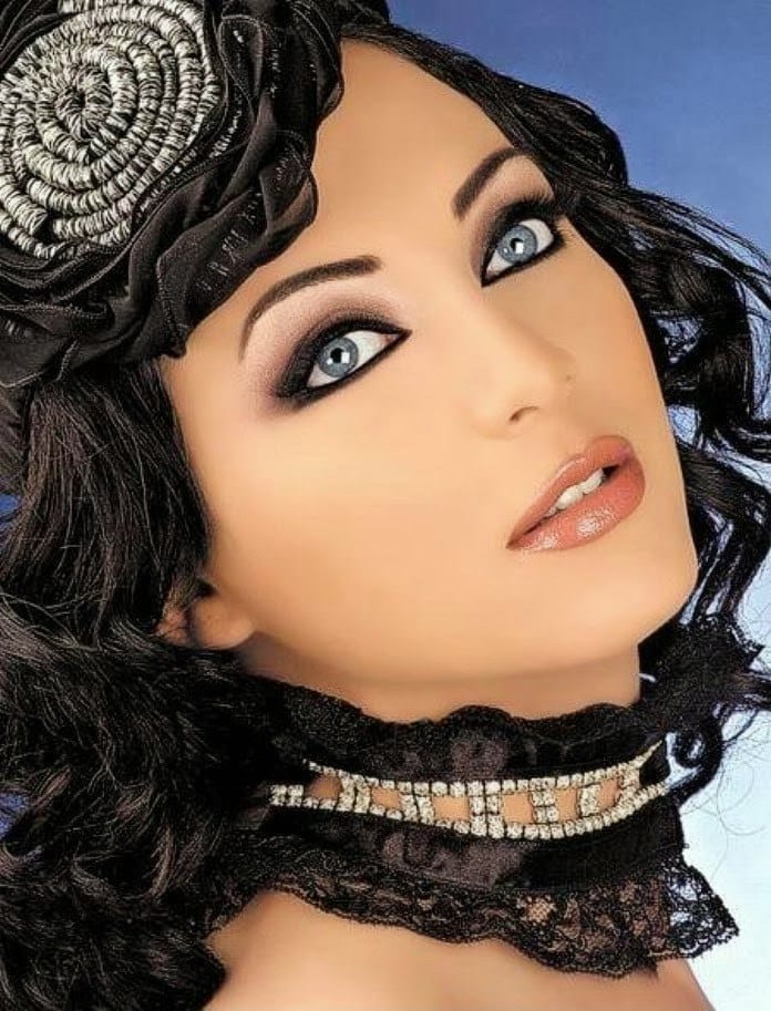 Top Muslim Models 15 Prettiest Muslim Female Models in World