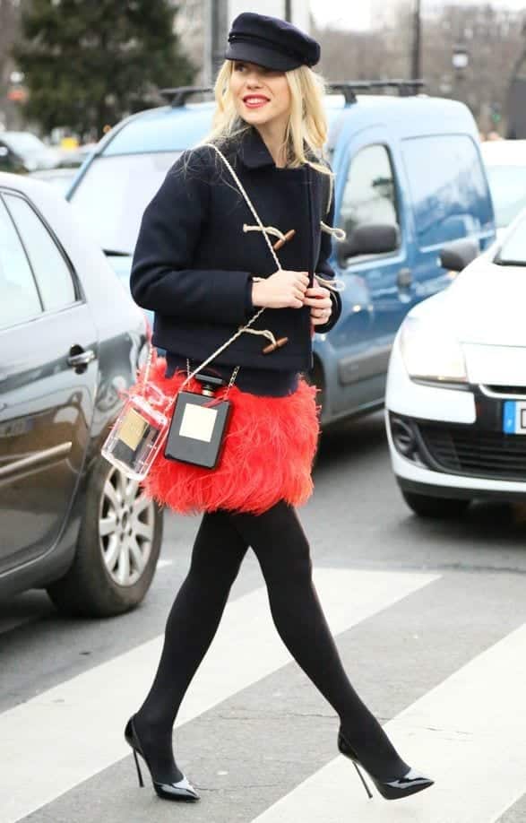 Best Outfits to go with Tiny Bags-20 Ideas on How to Wear Mini Bags