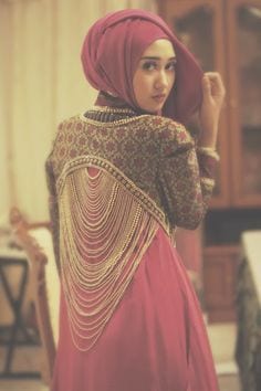 Indonesian Hijab Styles 15 News Hijab Trends In Indonesia's hijab fashion (10)