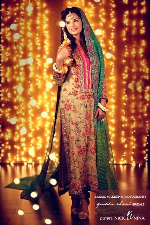 Dholki Outfits-20 Ideas What to Wear on Dholki/Sangeet Night