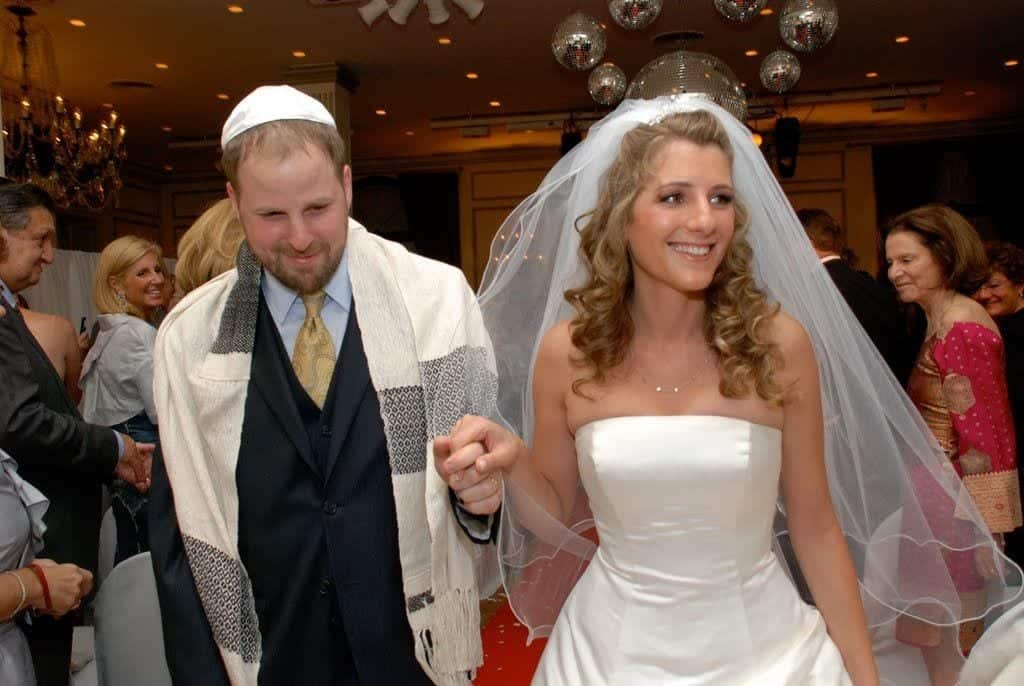 50 Romantic Jewish Couples Wedding and Relationship Photos