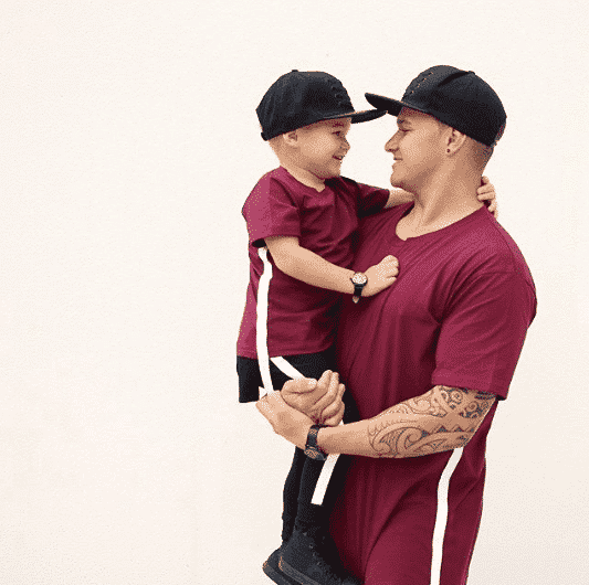 Father and Son Matching Outfits-20 Coolest Matching Outfits