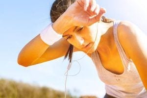 20 Tips for Girls to Stay Sweat Free Look Great in Summer