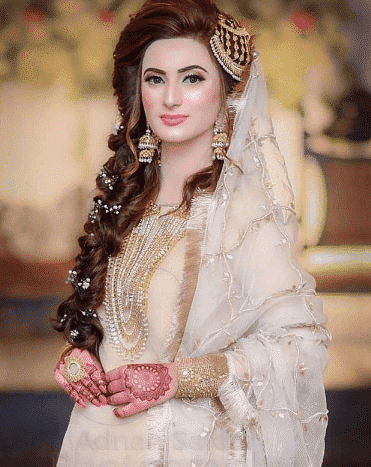 20 Must Have Accessories for Pakistani Brides