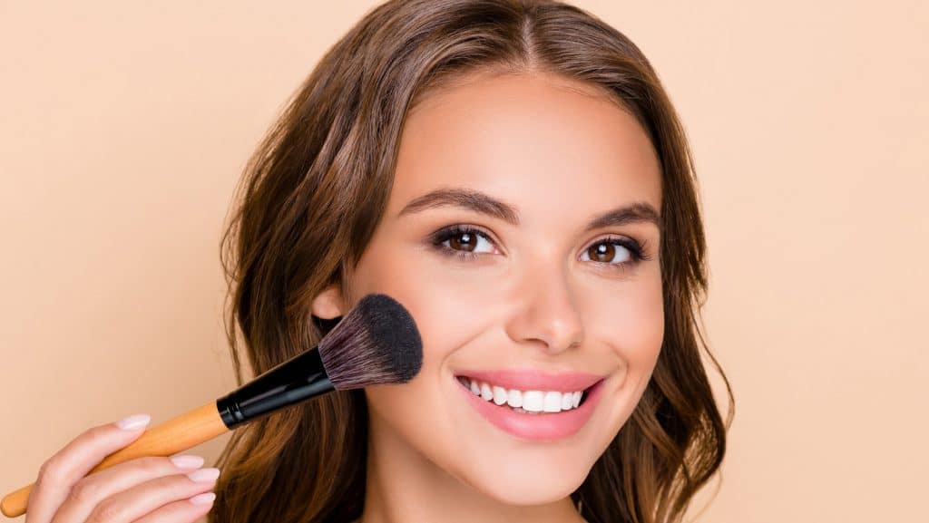 13 Pro Secrets to Sweat-Proofing Your Summer Makeup