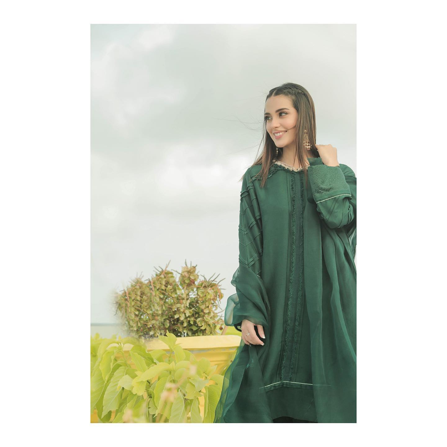 Iqra in green outfit 