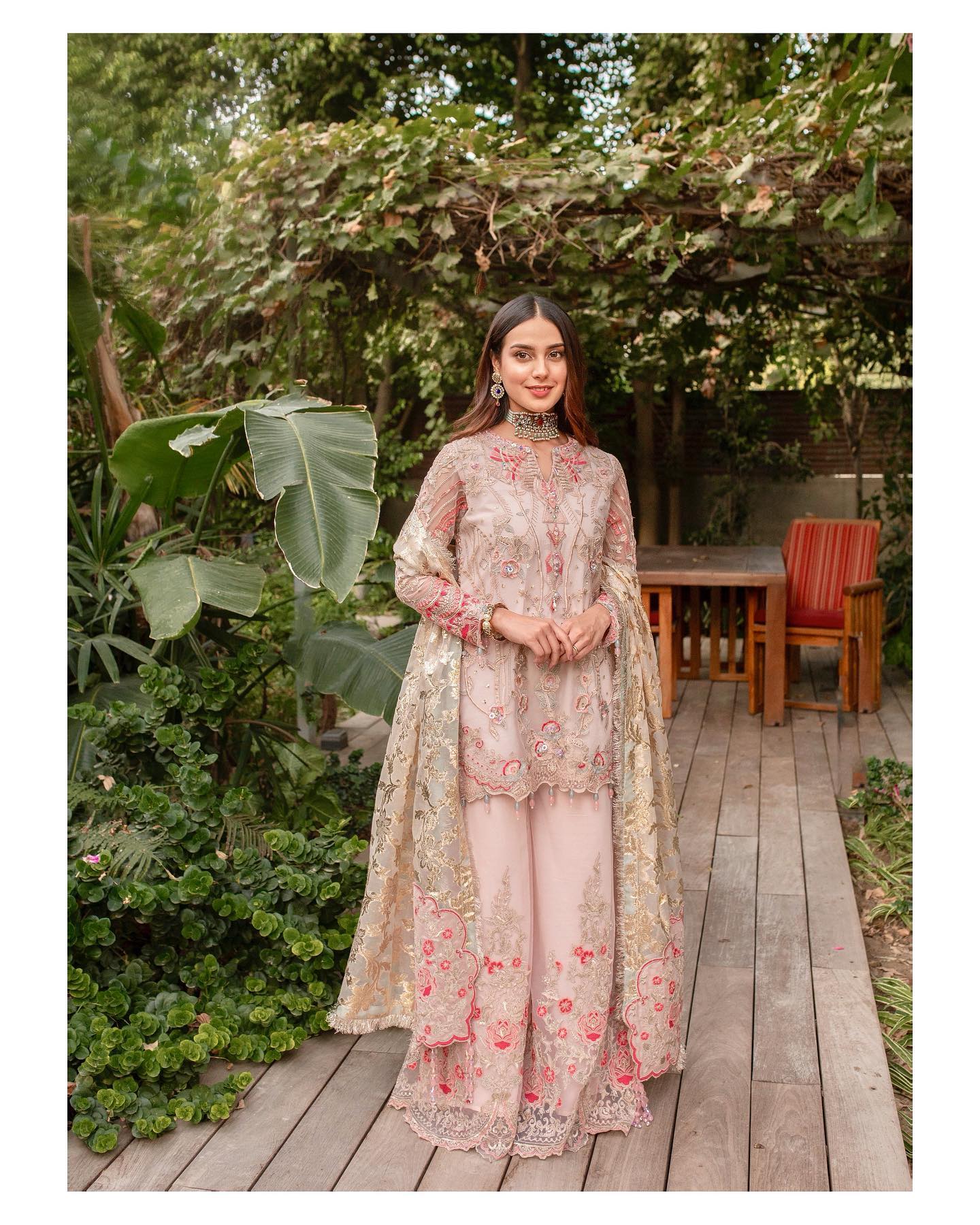 Iqra Aziz Outfits 17 of Iqra Azizs Best Dresses Ever