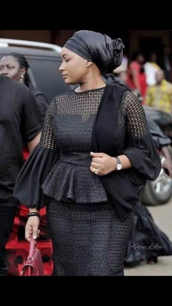 10 Women's Kaba Outfits for Funerals-African Funeral Outfits
