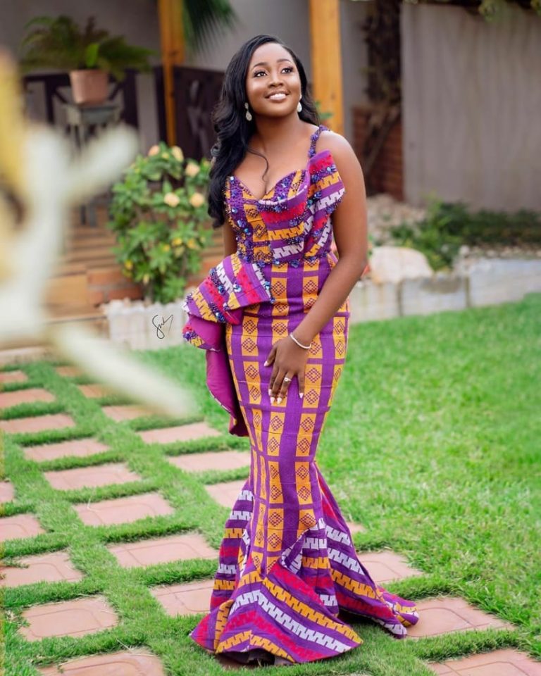 20 Beautiful Kente Engagement Outfits to Wear This Year