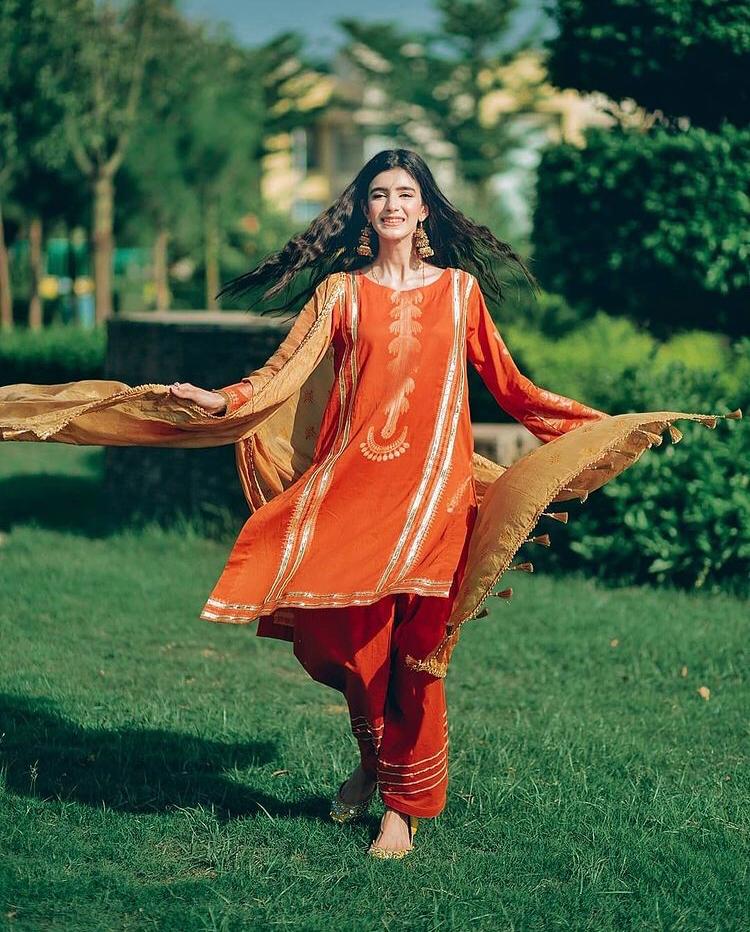 Kurtis Maybe A Wardrobe Staple But They Need Not be Boring 10 Stylish  Long Kurti Designs to Add Some Jazz to Your Look This Summer 2022