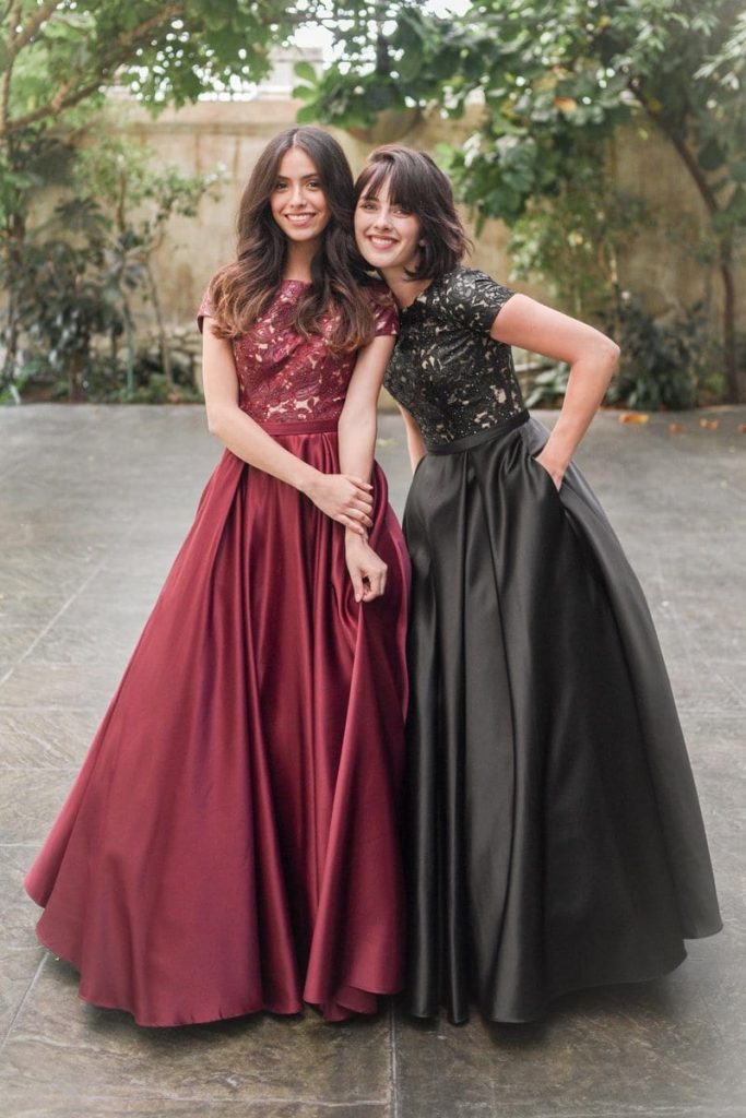 18 Modest Prom Outfits Cute Modest Gowns to Wear For Prom