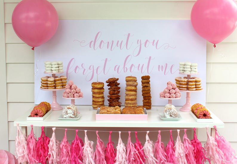 10 Best Moving Away Party Ideas For a Memorable Farewell