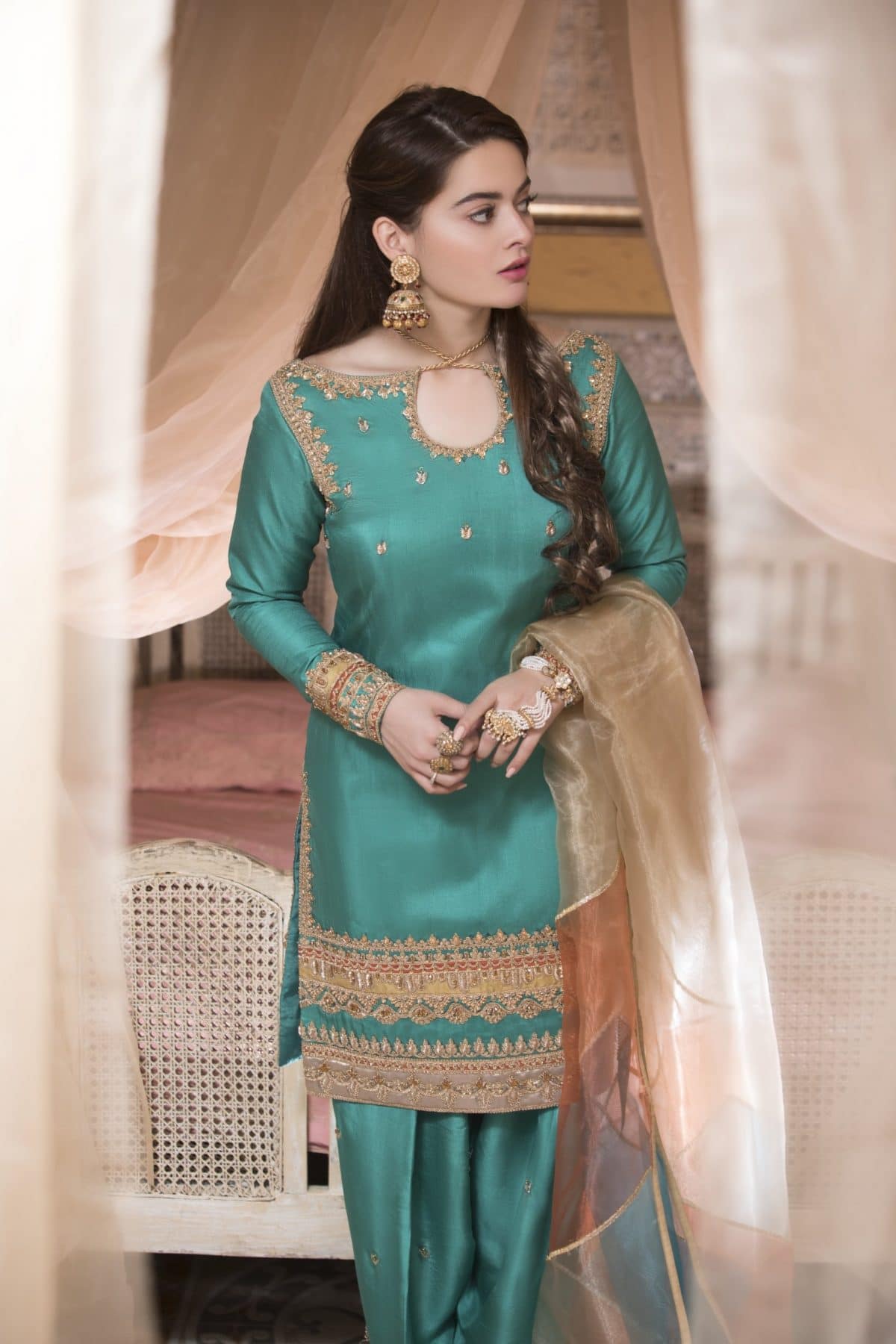 15 Top Clothing Brands For Wedding Shopping In Pakistan