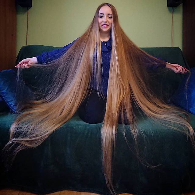 Longest Hair Women