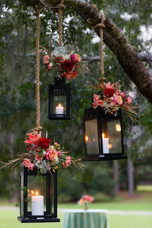 14 Amazing Outdoor Thanksgiving Decoration Ideas For 2023