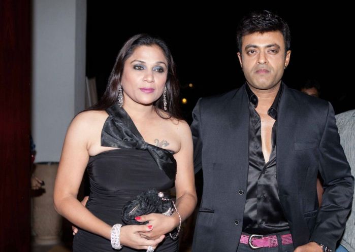 muslim bollywood actors with hindu wives