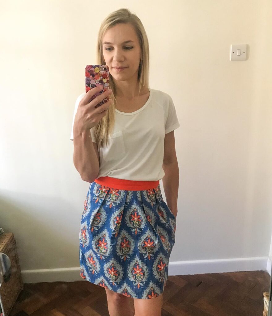 15 Best Skirts for Skinny Girls To Wear Look Amazing