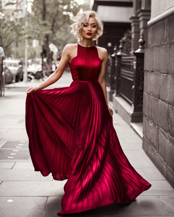 Bridesmaid Outfit Ideas 2022 - What to Wear as a Bridesmaid?