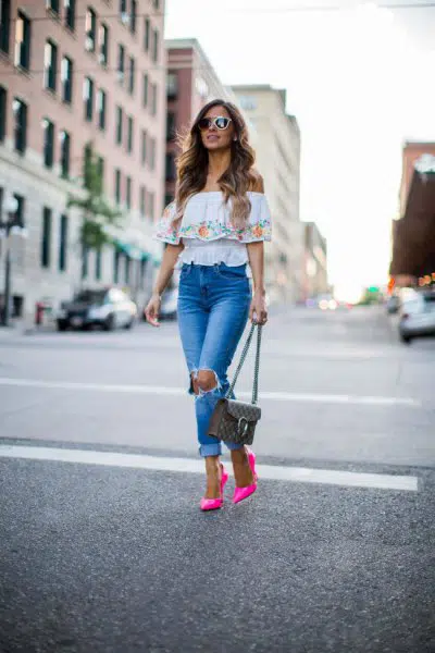 outfits with hot pink heels
