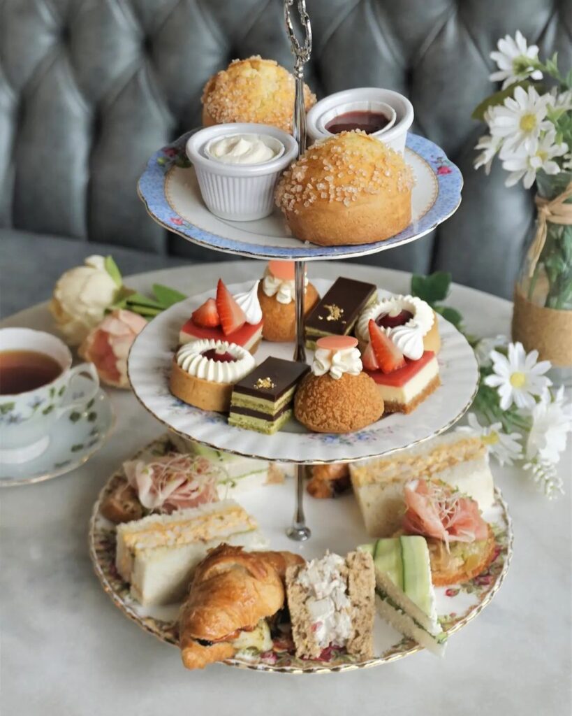 How to Plan a High Tea at Home? Food Ideas, Decor and More