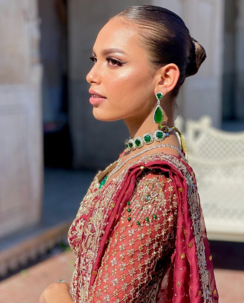 7 Top Pakistani Makeup Artists for Brides 2023 - With Prices